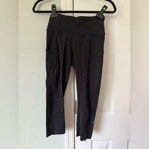 Lululemon Women’s 6 Black Fast and Free 19” Crop
